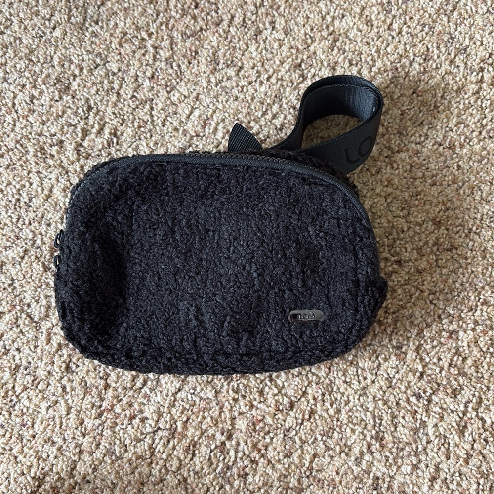 Lolë Black Fuzzy Belt Bag